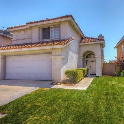 64 Carriage Dr Lake Forest CA