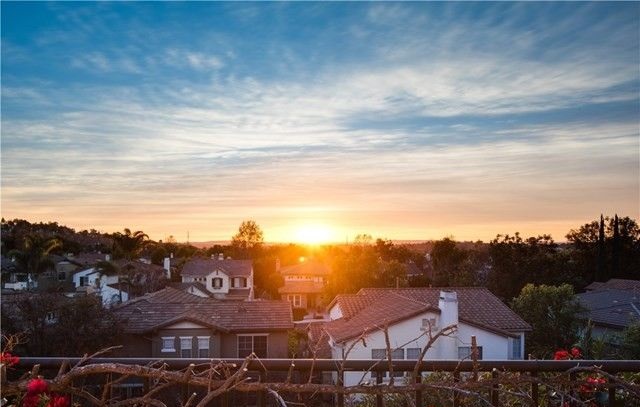 11 Sleepy Hollow Ln in Ladera Ranch, California has so much to offer you and it is clear to see both online and in person.